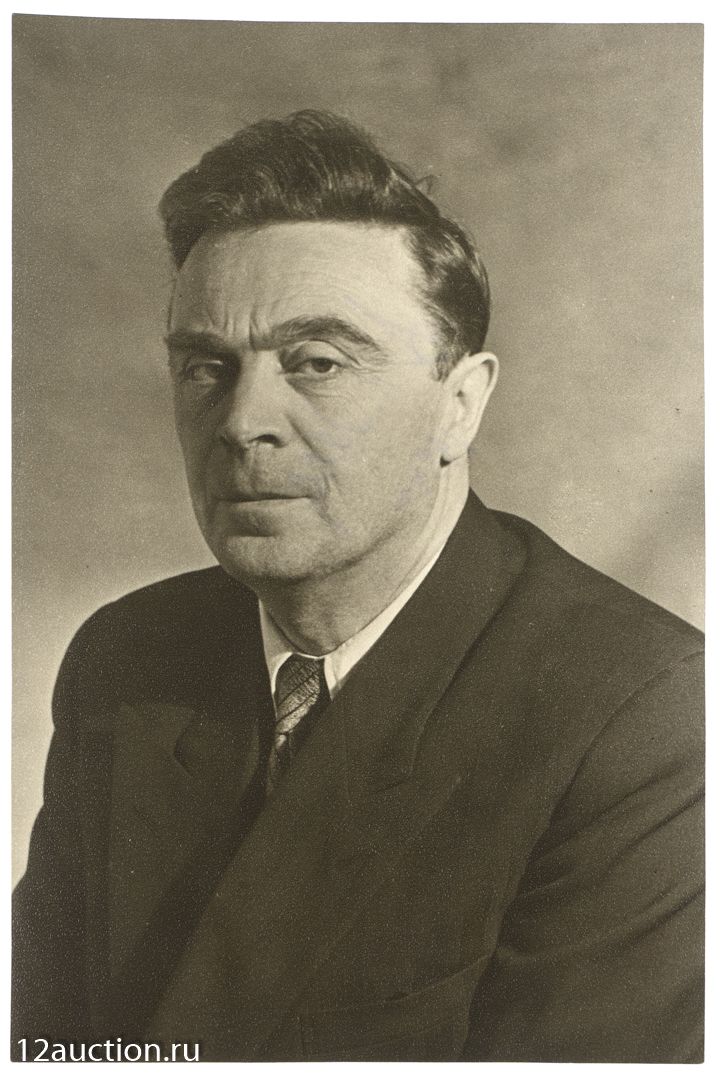 12й СТУЛ | Аукцион 70 | Из собрания И.С. Зильберштейна. Часть XVI.