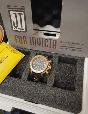 INVICTA Rare Jason Taylor Limited Edition gents wrist watch in tough plastic 3 slot INVICTA 
