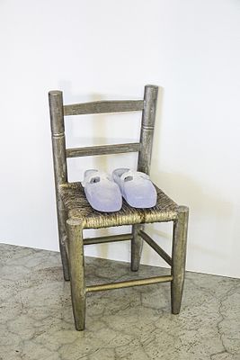 SILVIA LEVENSON, Fuga di massa. SILVIA LEVENSON(Buenos Aires 1957)Fuga di massa, 2001Vetrofuso a 