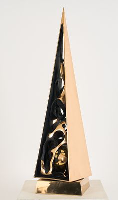 GIANFRANCO MEGGIATO, Piramide tensione con sfera. GIANFRANCO MEGGIATO(Venezia 1963)Piramide 