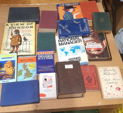 Quantity of good quality 20thC vintage, mainly hardback books including travel (Qty)