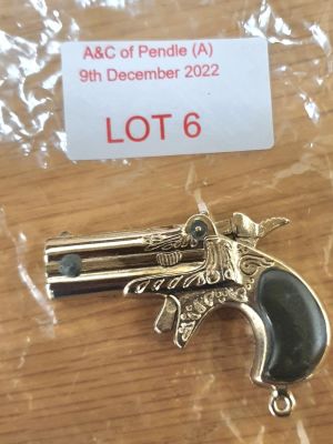 Small ornate replica muff pistol