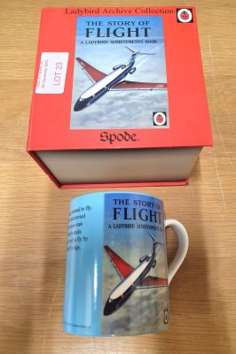 Spode mug "The history of flight" encased in a box in the form of a book