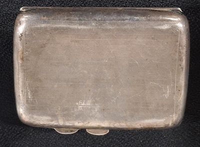 Birmingham hallmarked silver cigarette case, 45 grams