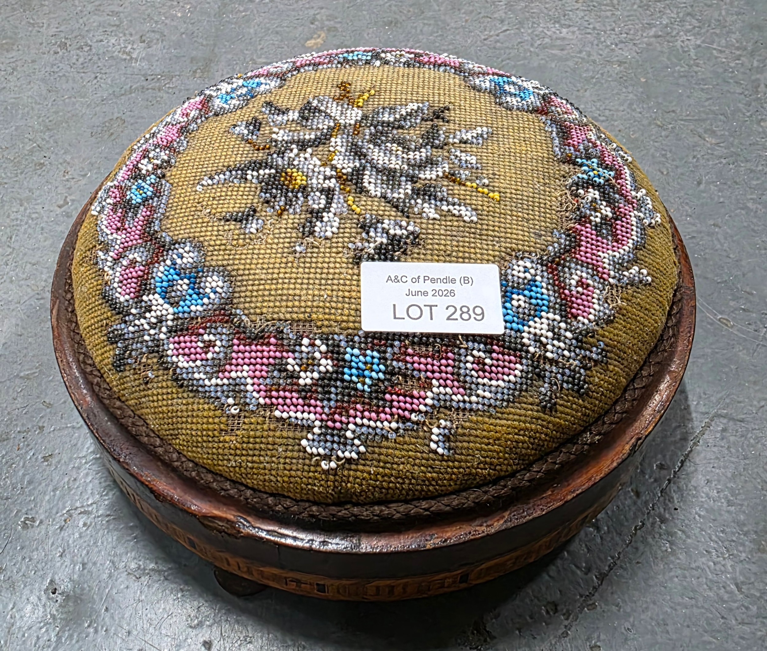 Lot 289