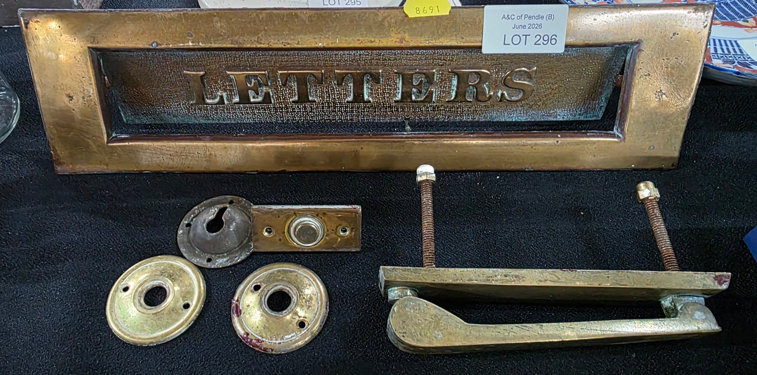 Lot 296