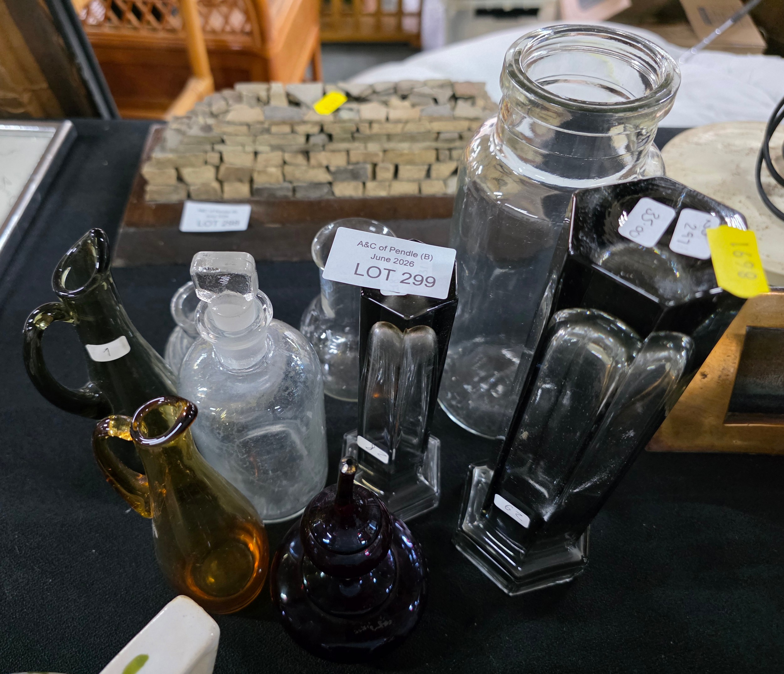 Lot 299