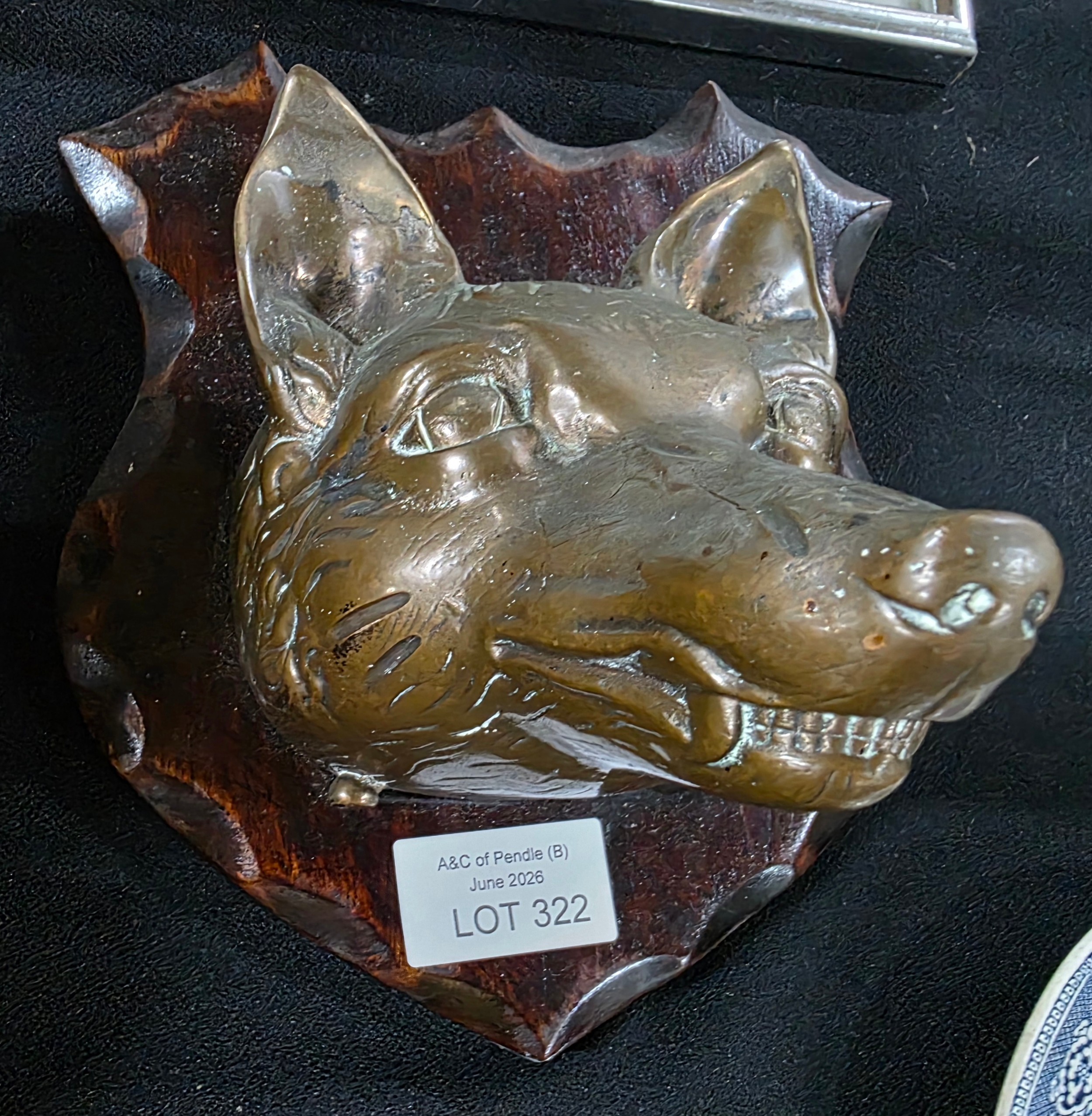 Lot 322