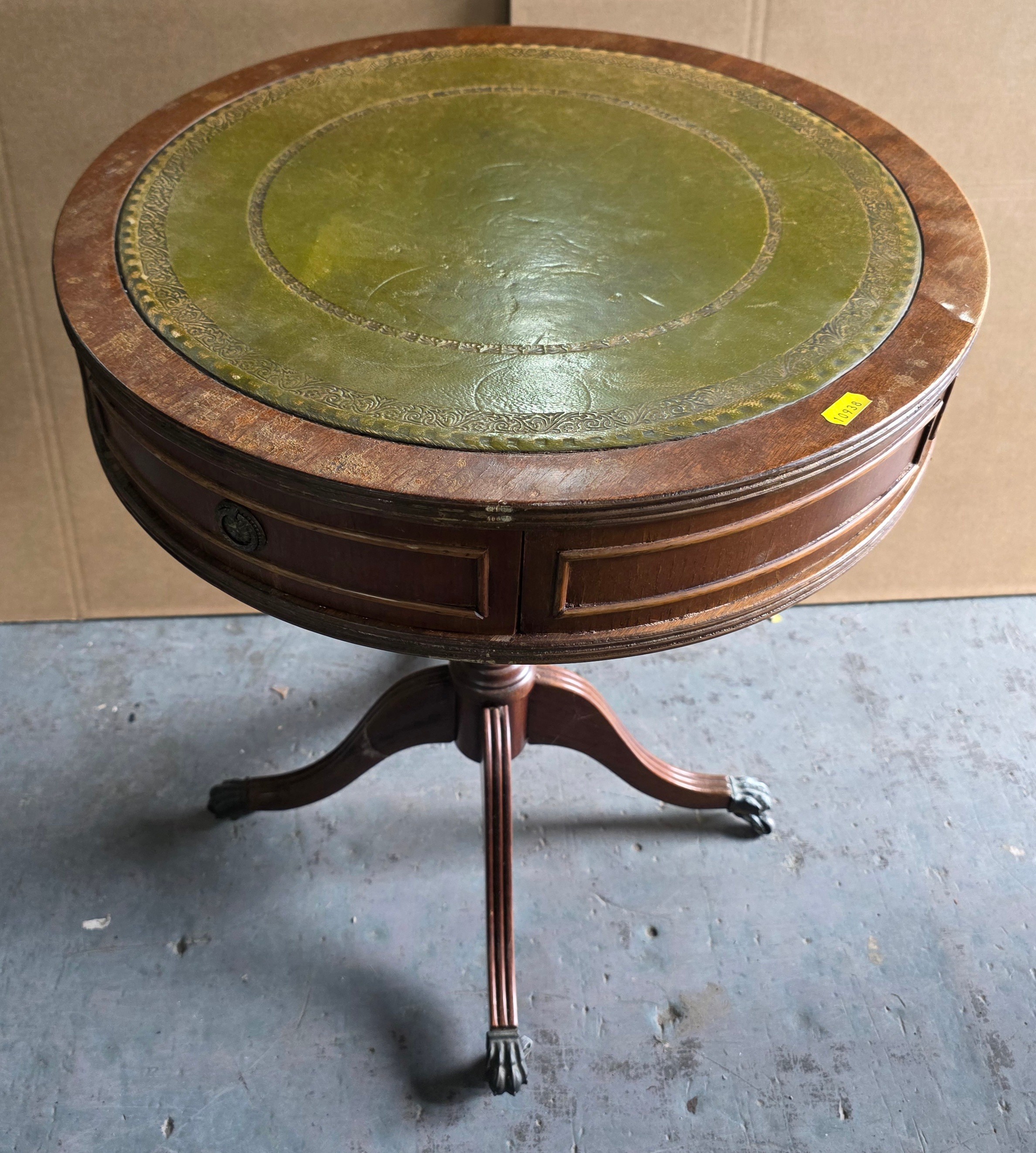 Lot 557