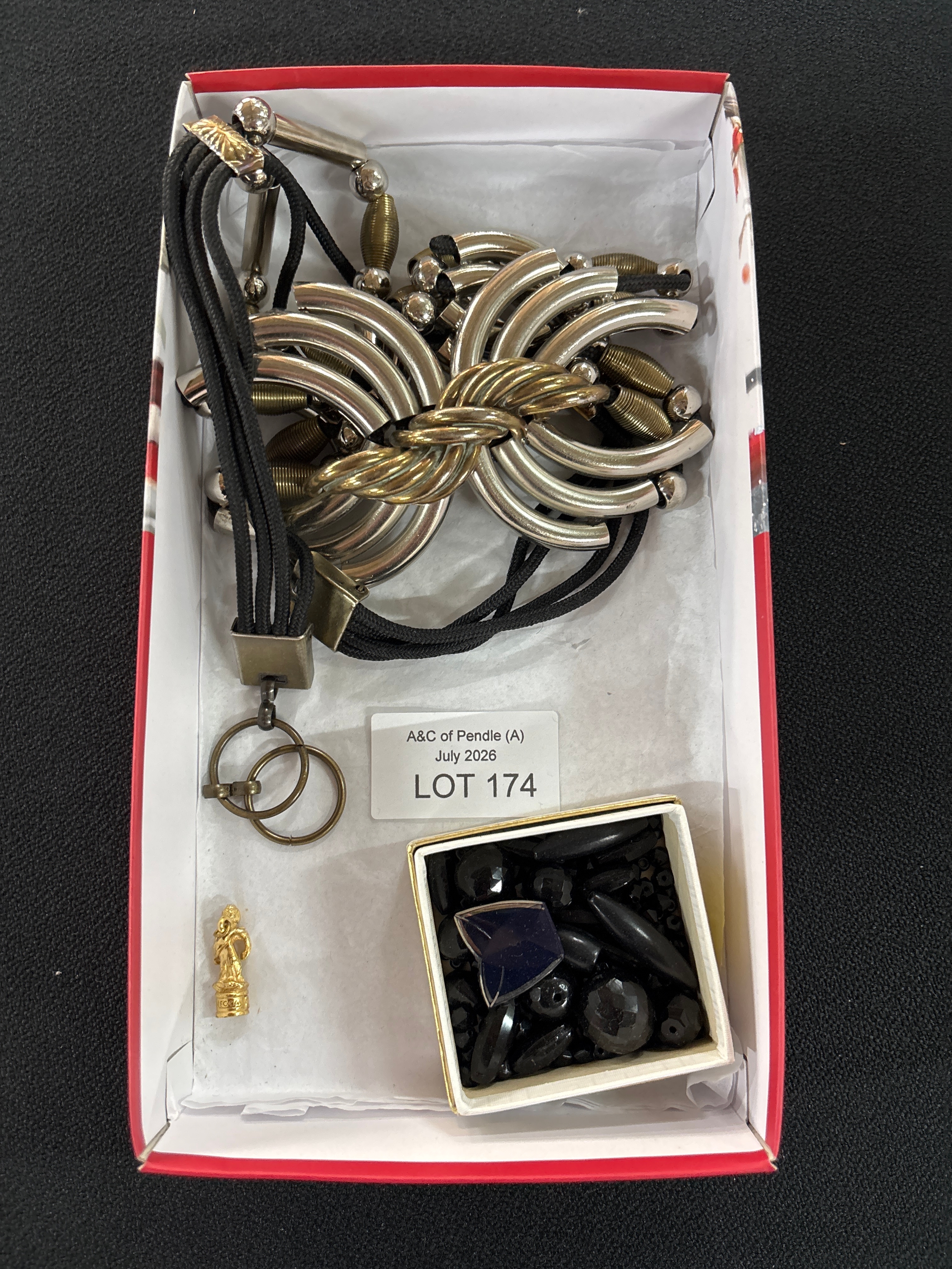 Lot 174