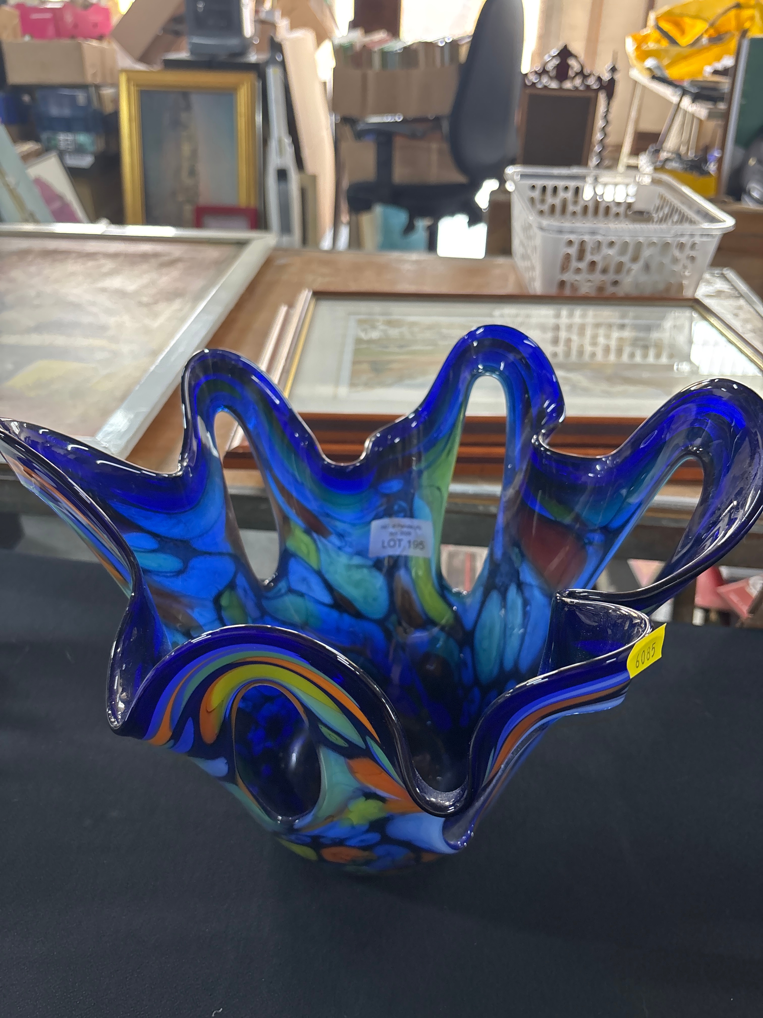 Lot 195