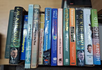 Box of approx 14 signed, first edition hardback cricket books , to include Dickie Bird, Brian 