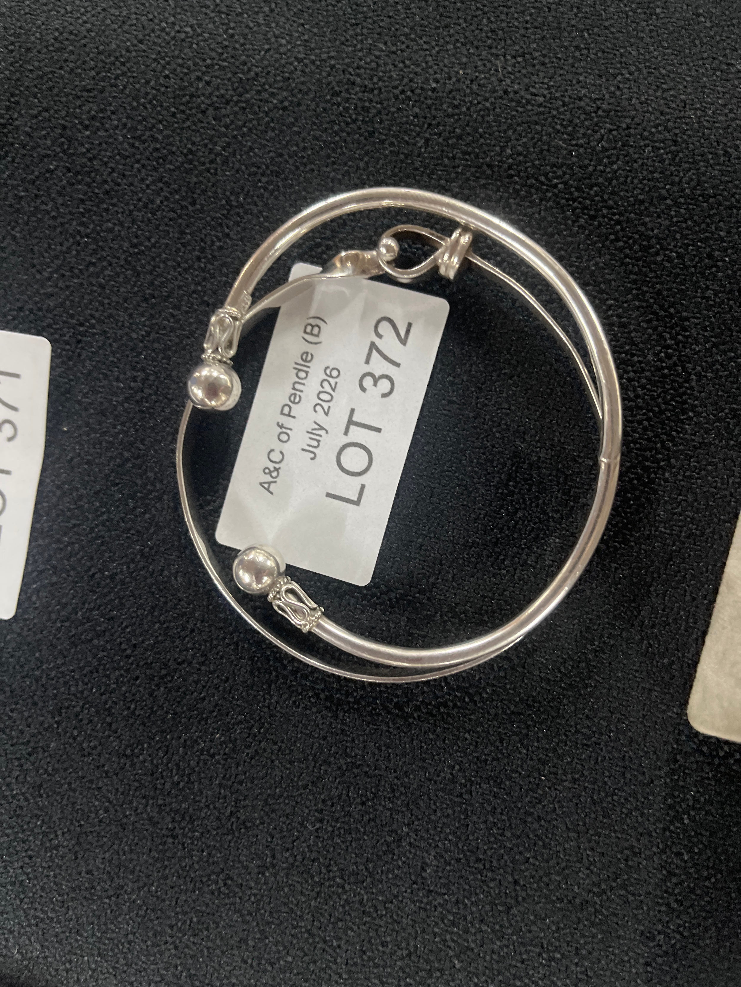 Lot 372
