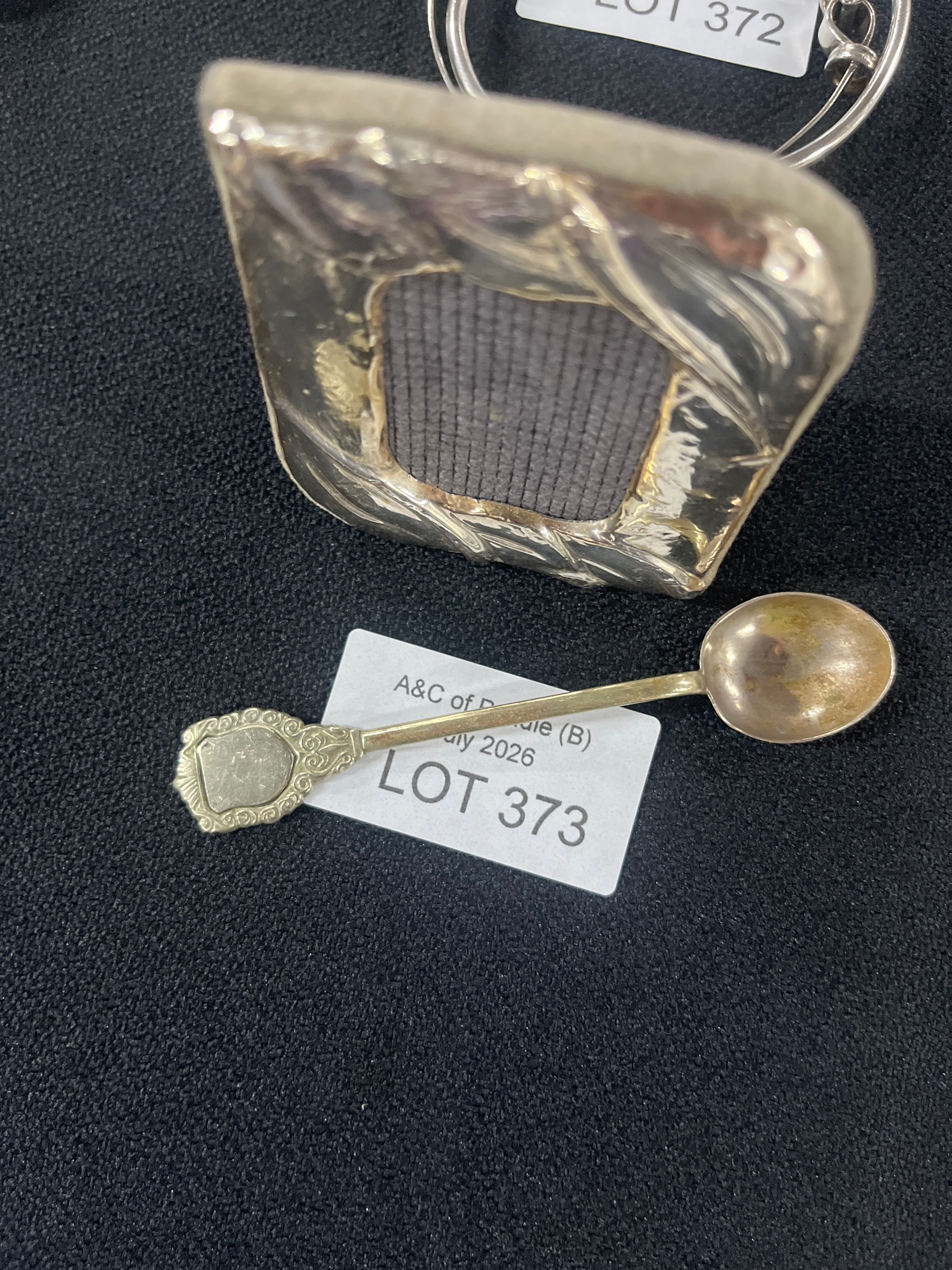 Lot 373