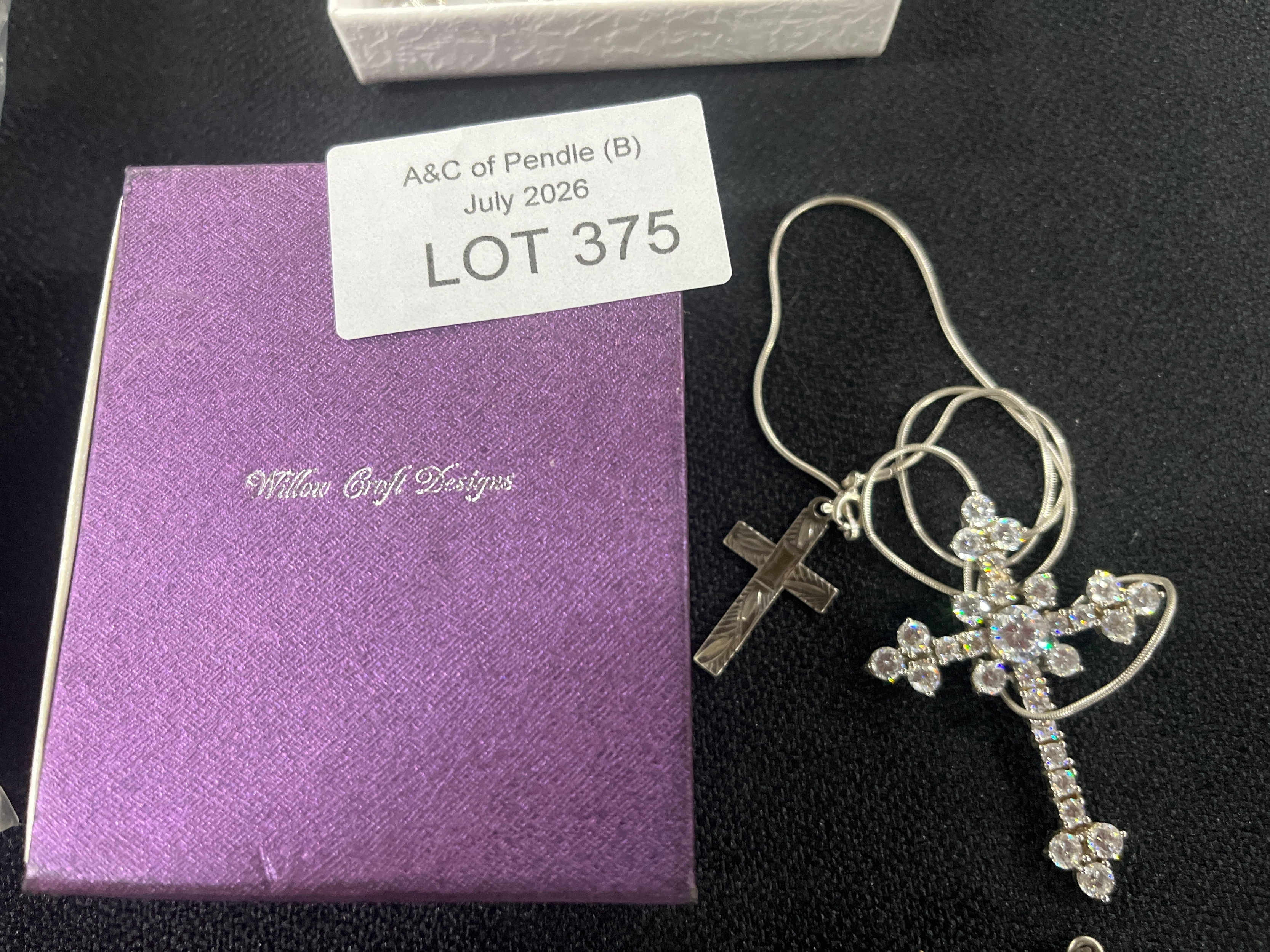 Lot 375