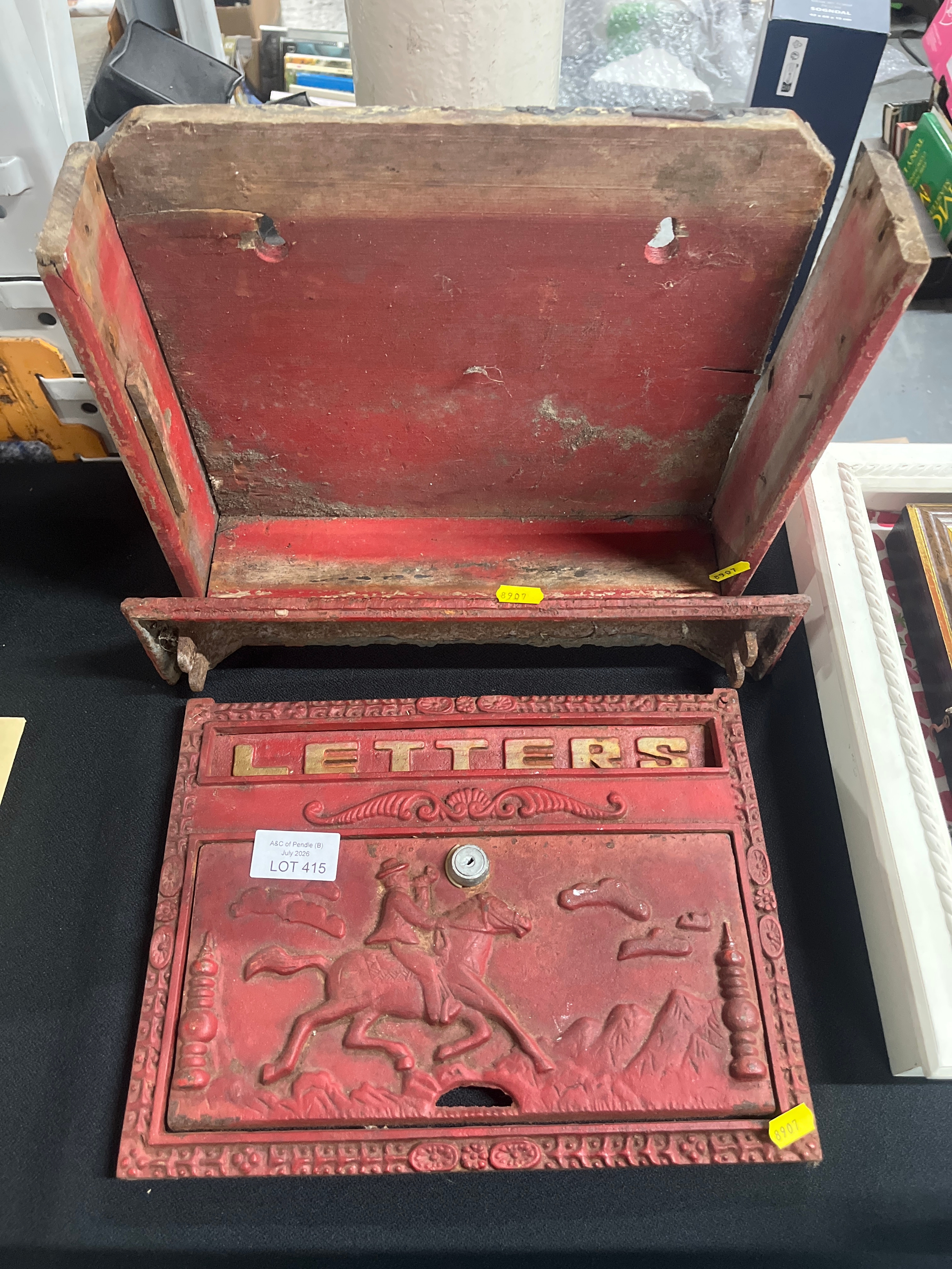 Lot 415