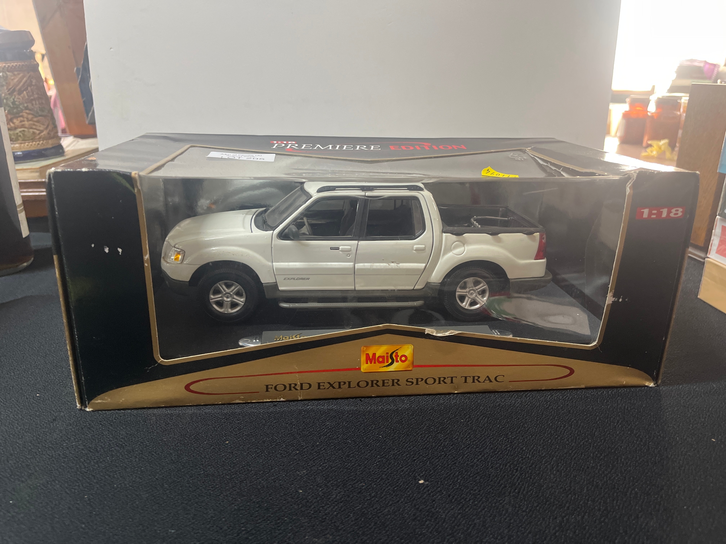 Lot 205