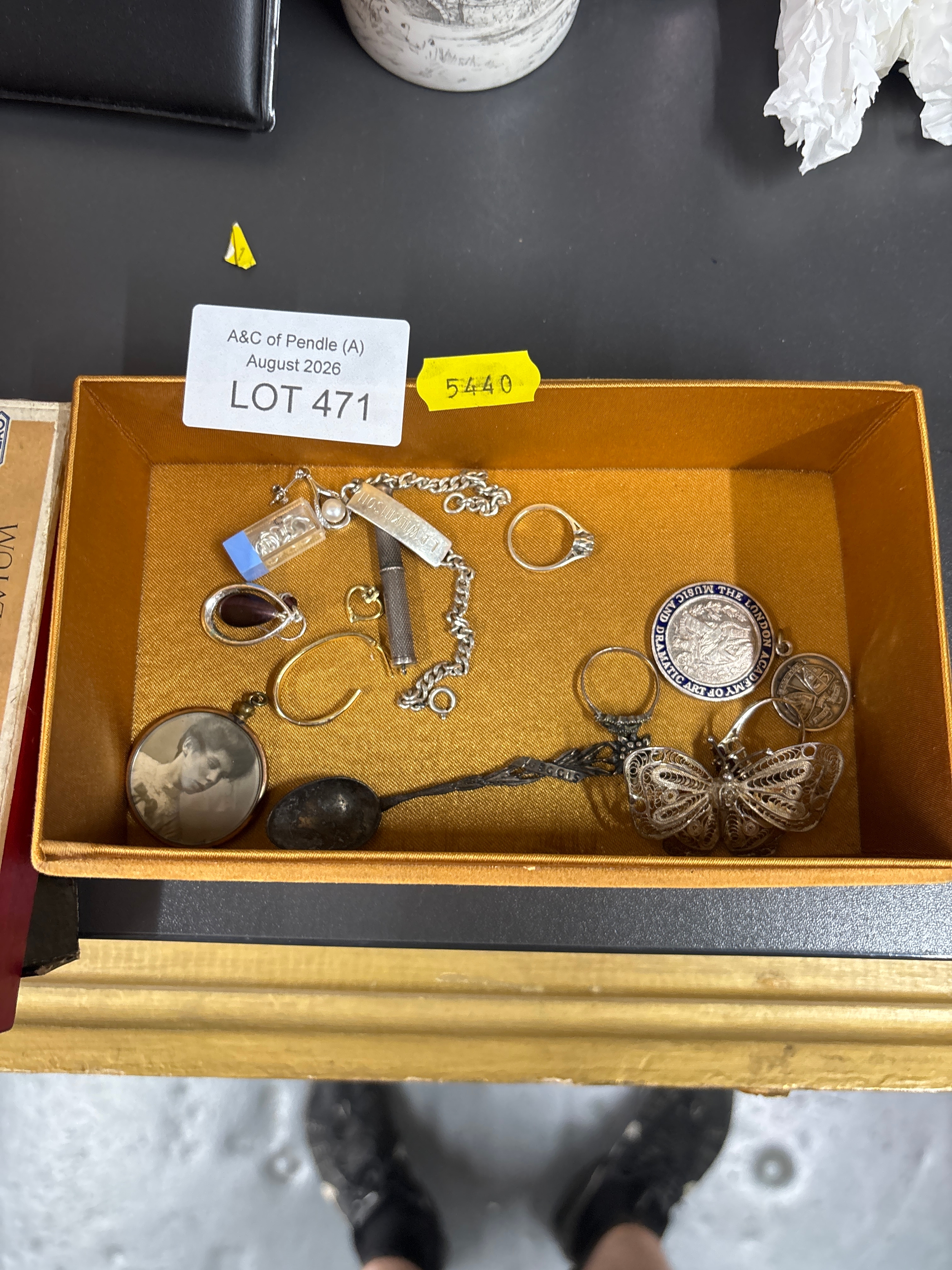 Lot 471