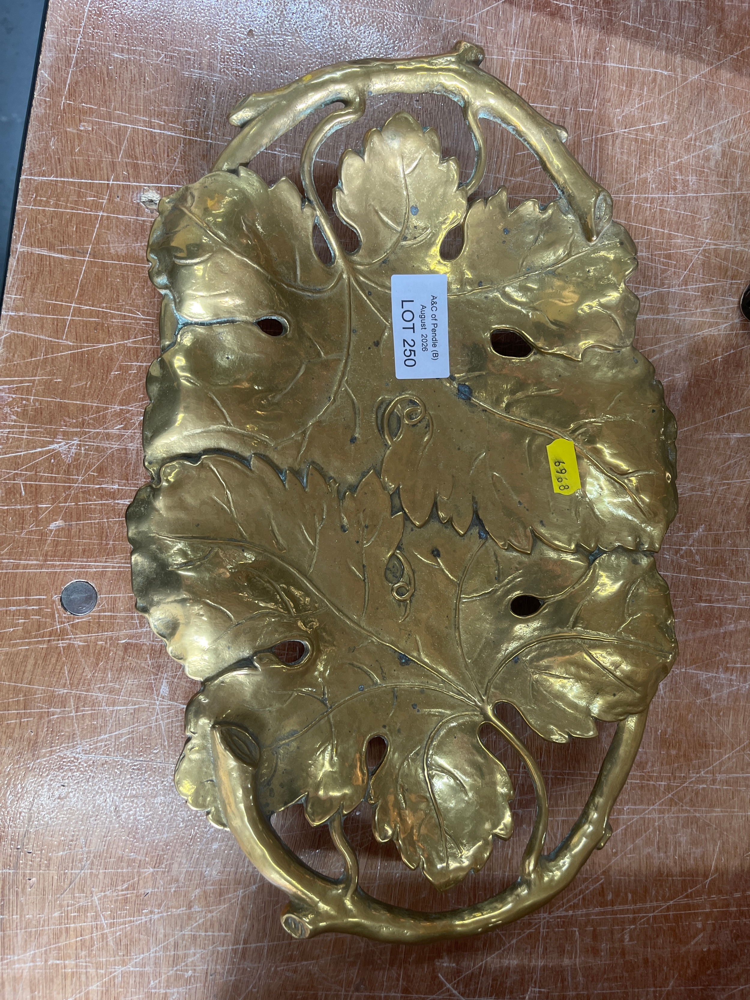 Lot 250