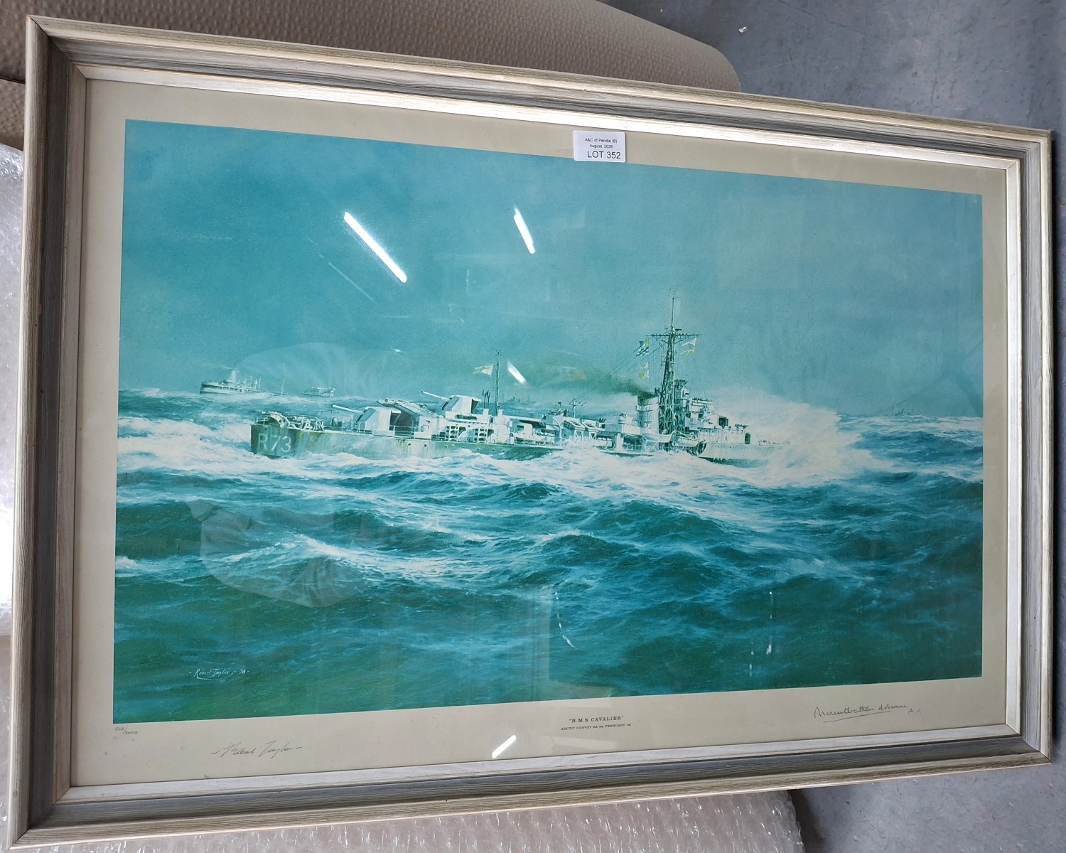 Lot 352