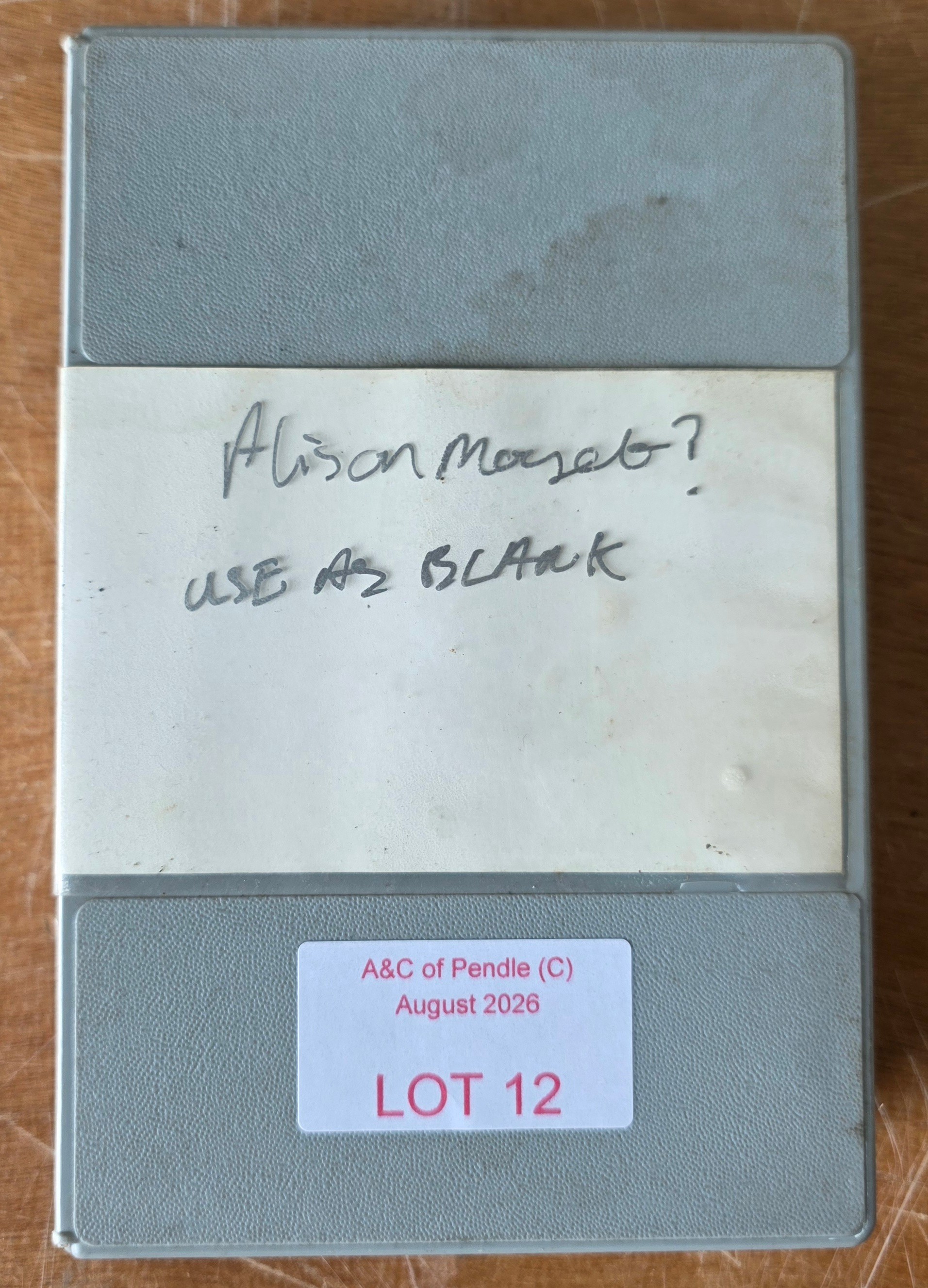 Lot 532