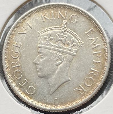1939 KGVI King George VI &frac12;Re Calcutta mint, Mature head Type II GK#1298