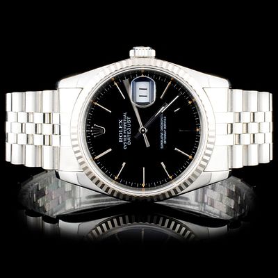 Rolex DateJust 36mm Stainless Steel Wristwatch. A classic Rolex DateJust crafted in stainless 