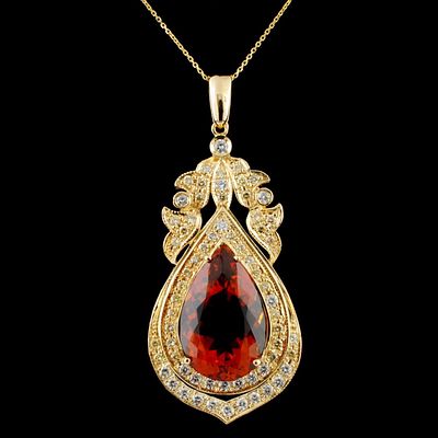 14K Gold 14.50ct Citrine & 1.65ct Diamond Pendant. 14K Yellow Gold 14.50ct Citrine and 1.65ctw 