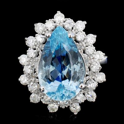 14K Gold 7.00ct Aquamarine & 1.20ctw Diamond Ring. 14K White Gold 7.00ct Aquamarine and 1.20ctw 