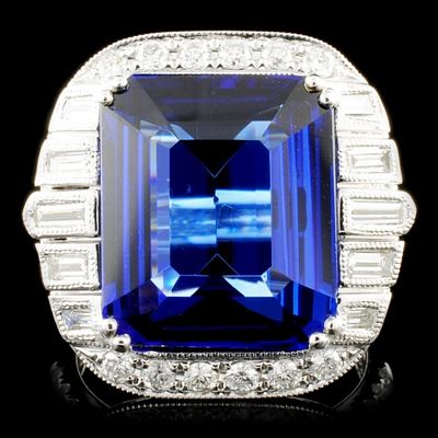 18k Gold 11.20ct Tanzanite & 1.35ctw Diamond Ring. 18K White Gold 11.20ct Tanzanite and 1.35ctw 