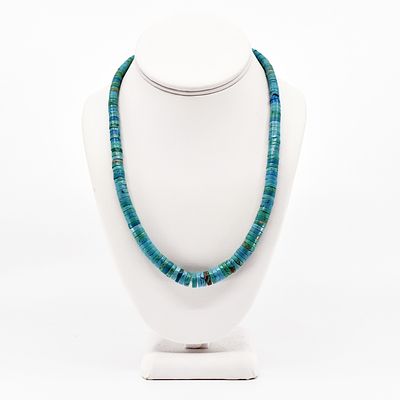 Turquoise Heishi Bead Silver Necklace. ABV2000 Classic turquoise heishi bead necklace featuring 