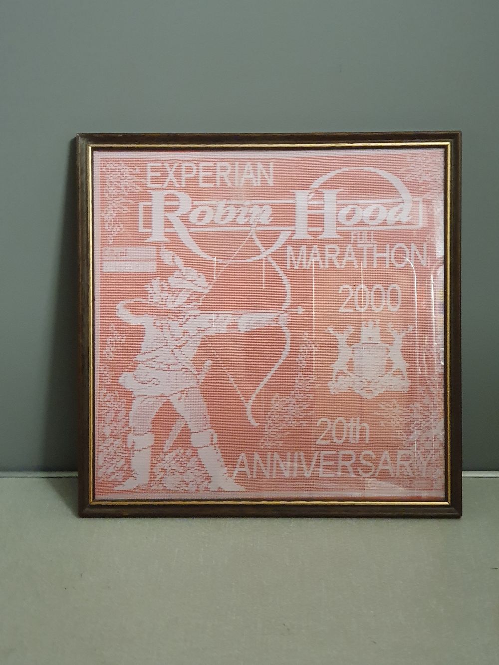 Lot 311: Framed Nottingham Lace Commemorative Panel Experian Robin Hood Full Marathon 2000 20th Anniversary
