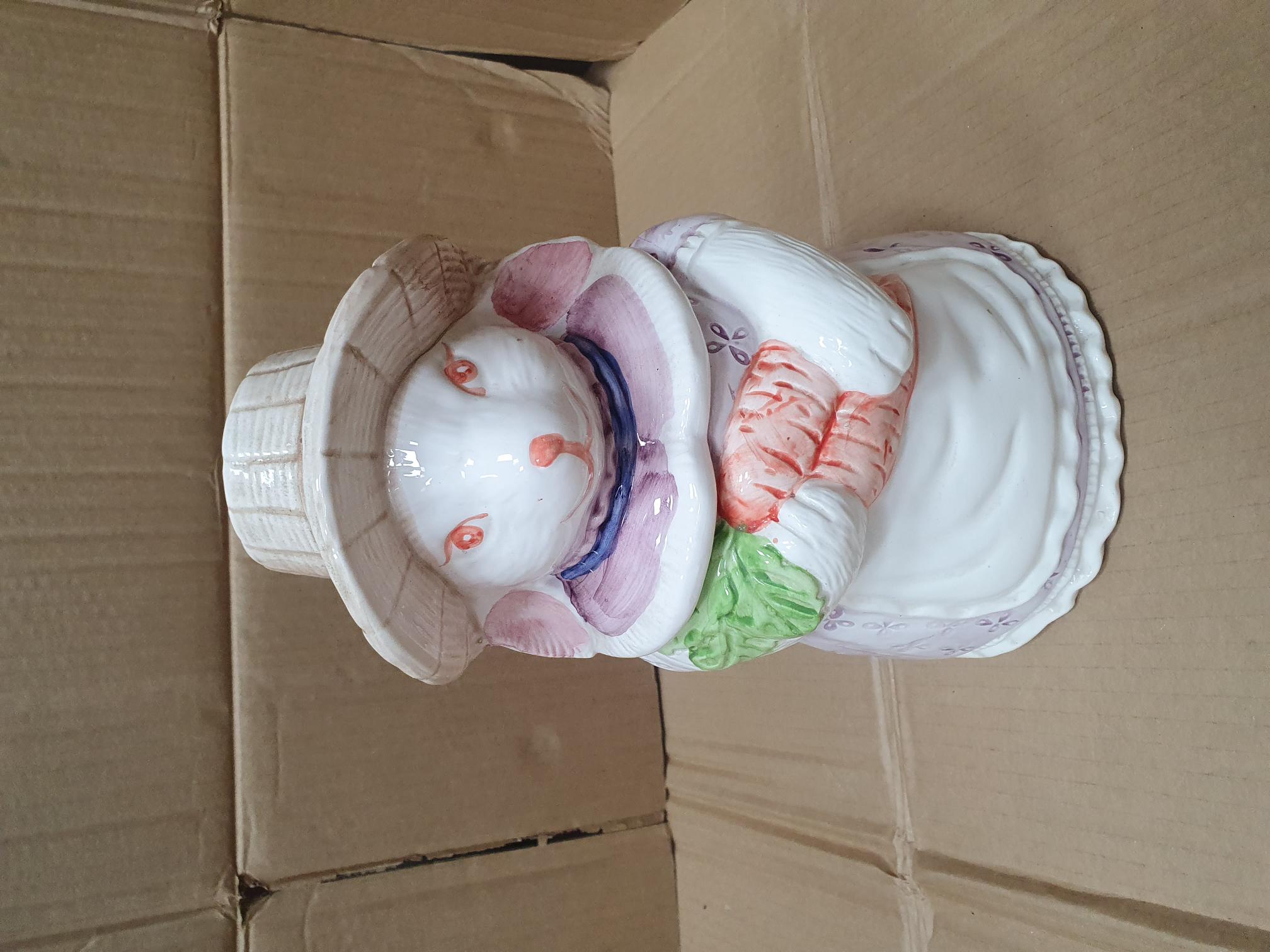 Otagiri Ceramic Anthropomorphic Rabbit Storage Jar