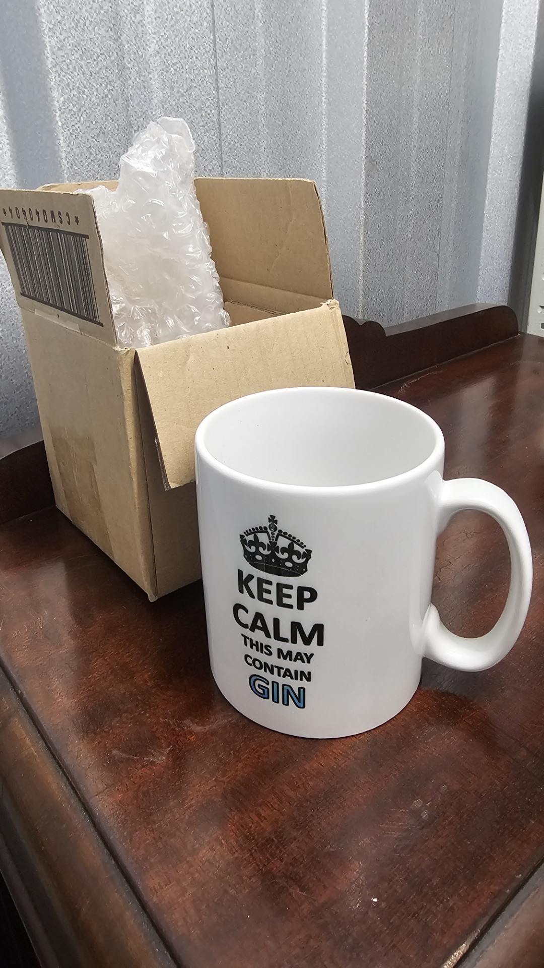 Novelty Ceramic Keep Calm This May Contain Gin Mug and Original Box