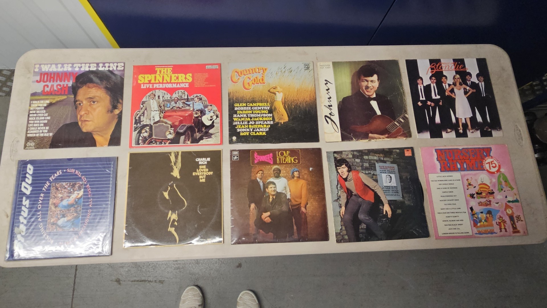 A Lot of 10 Vinyl LP Records Featuring Status Quo, Johnny Cash, Blondie, and Others