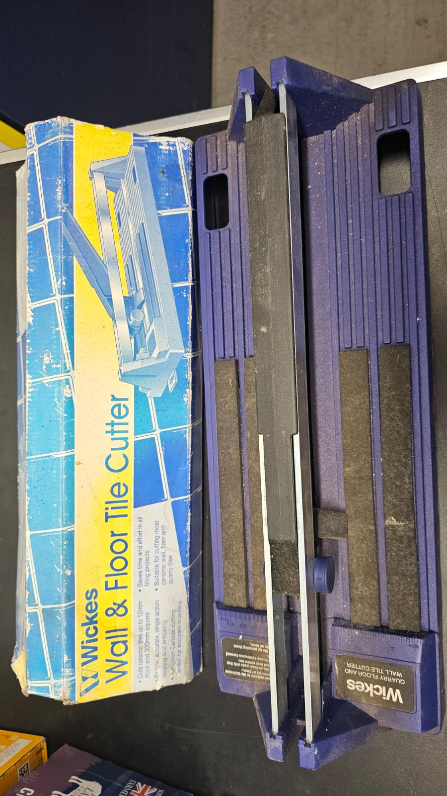 A Wickes Manual Wall and Floor Tile Cutter with Original Packaging