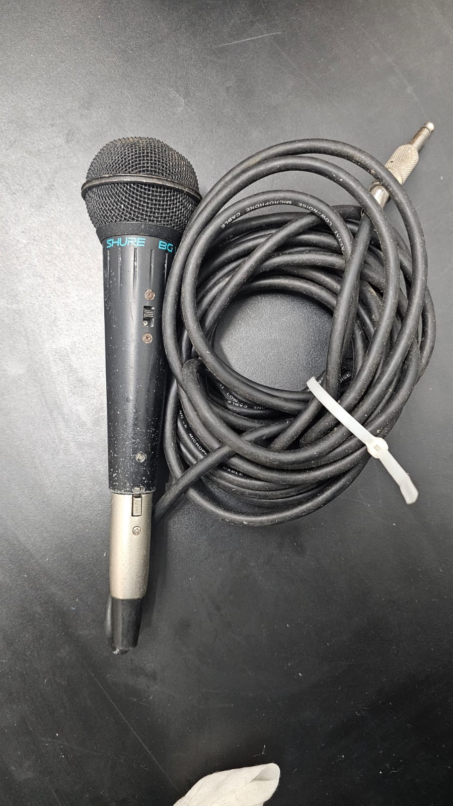 Shure BG 1.0 Dynamic Handheld Microphone with Cable