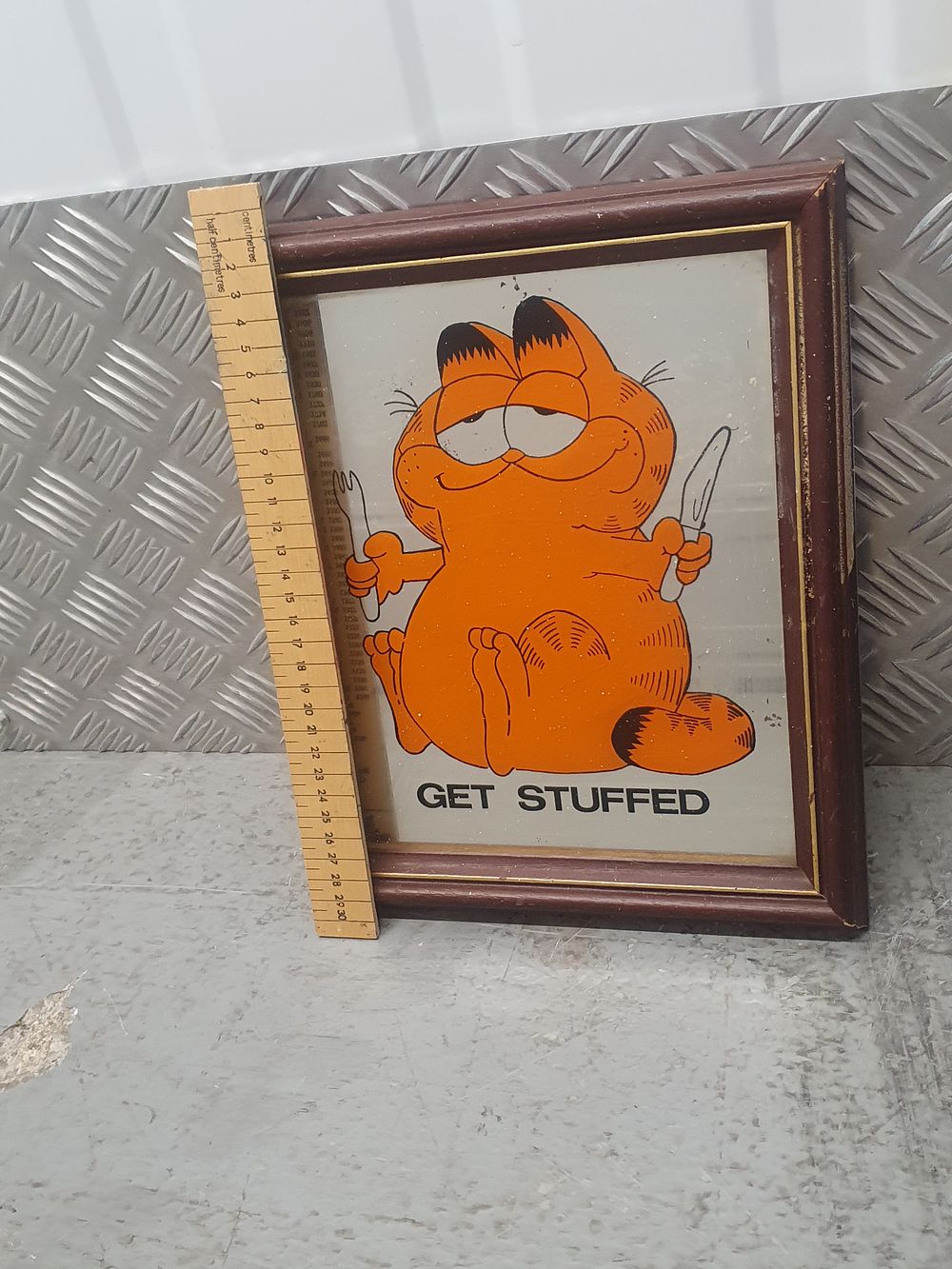 Lot 326: Vintage Garfield the Cat Screen-Printed Mirror, United Feature Syndicate, 1978
