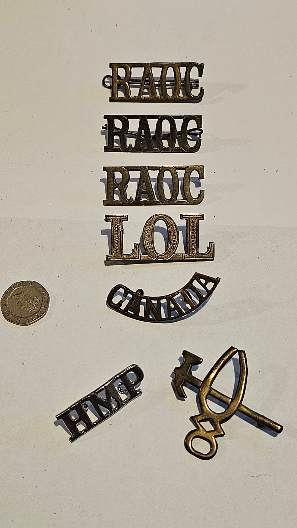 Lot 246: A Collection of British and Commonwealth Military and Fraternal Insignia including WWII Era RAOC Shoulder Titles