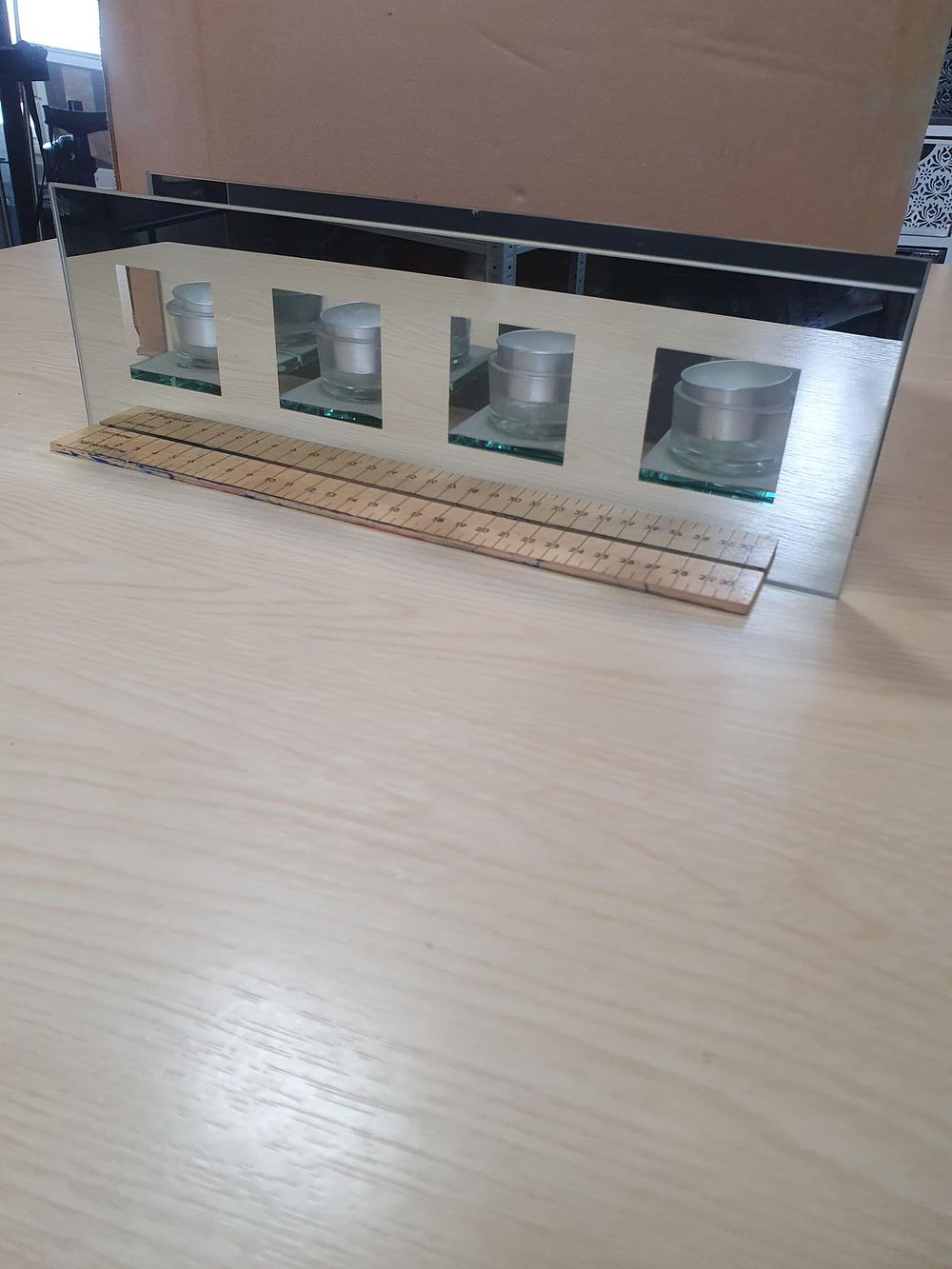 Lot 238: Mirrored Glass Four-Way Tealight Candle Holder inc Four Tealights - Used Condition