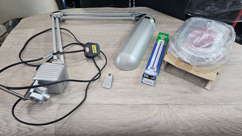 Lot 158: Silver Articulated Swing Arm Desk Task Lamp inc Bases and Bulb - Very Good Condition