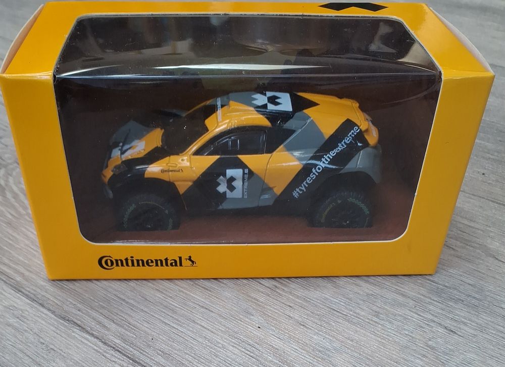 Lot 170: Innovation 1st Odyssey 21 Extreme E Yellow and Black Die-cast SUV - As New