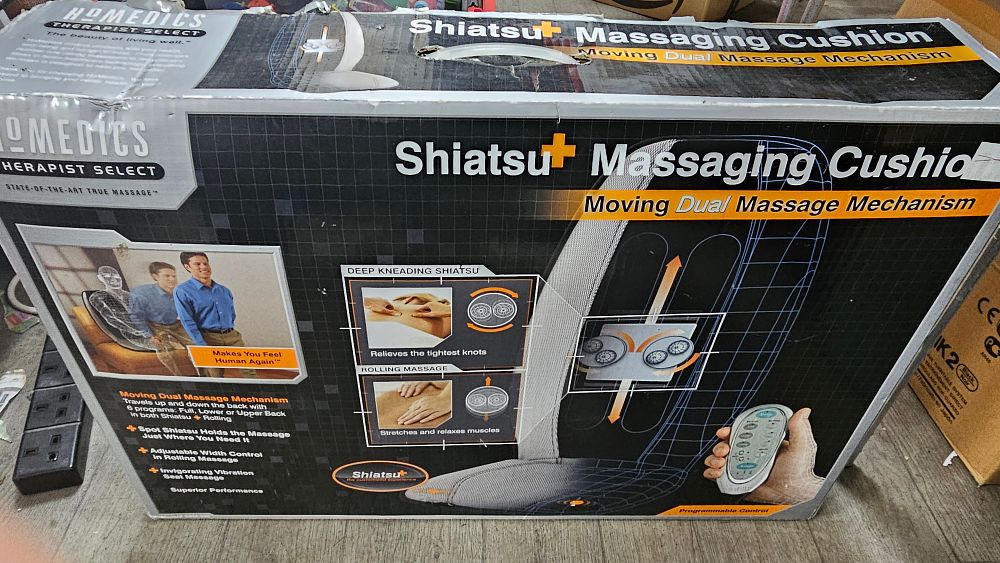 Lot 160: HoMedics Therapist Select Shiatsu+ Massaging Cushion - Good Condition