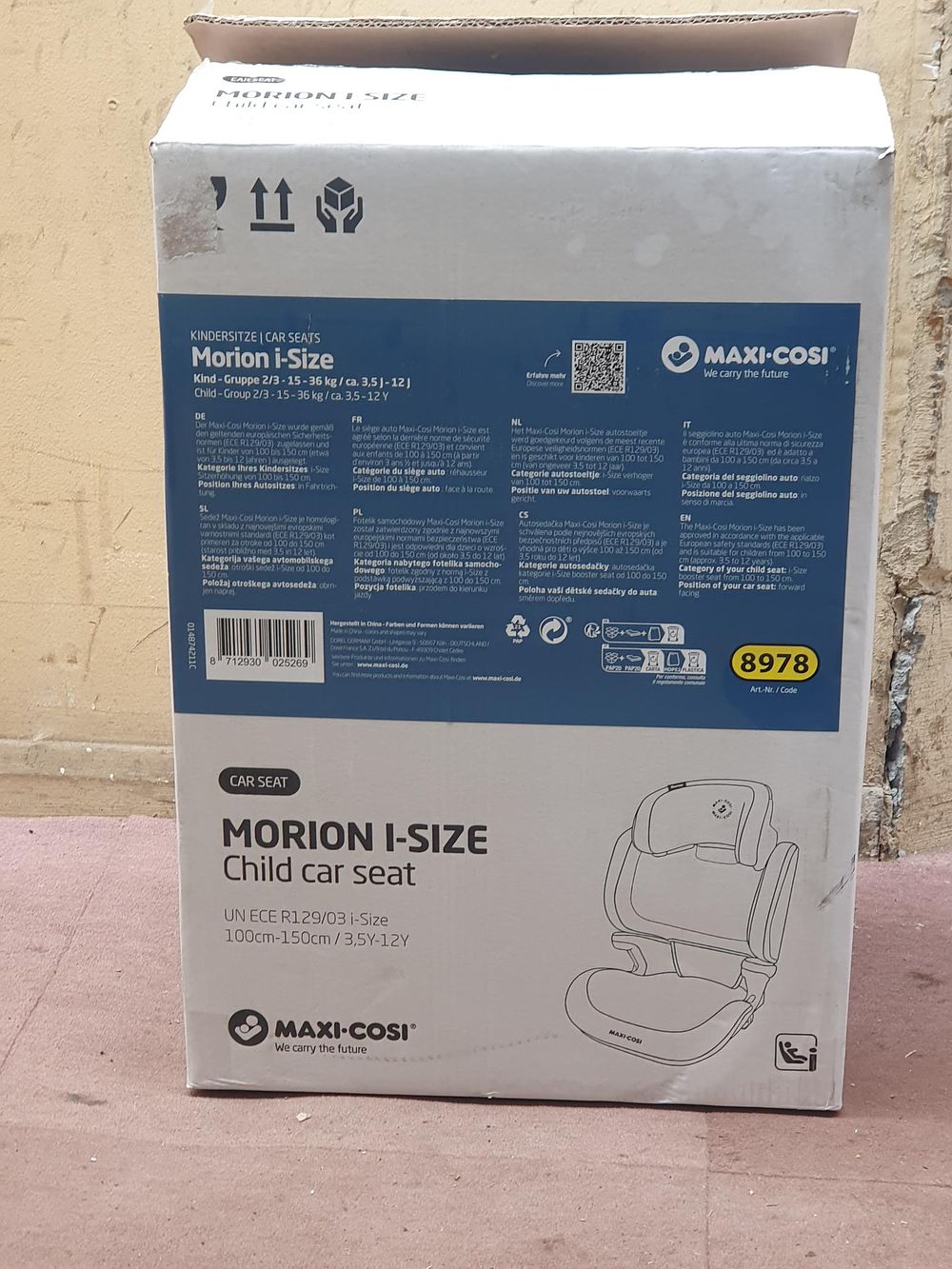 Lot 146: Maxi-Cosi Morion i-Size Black High-Back Booster Child Car Seat - Looks New & Unused