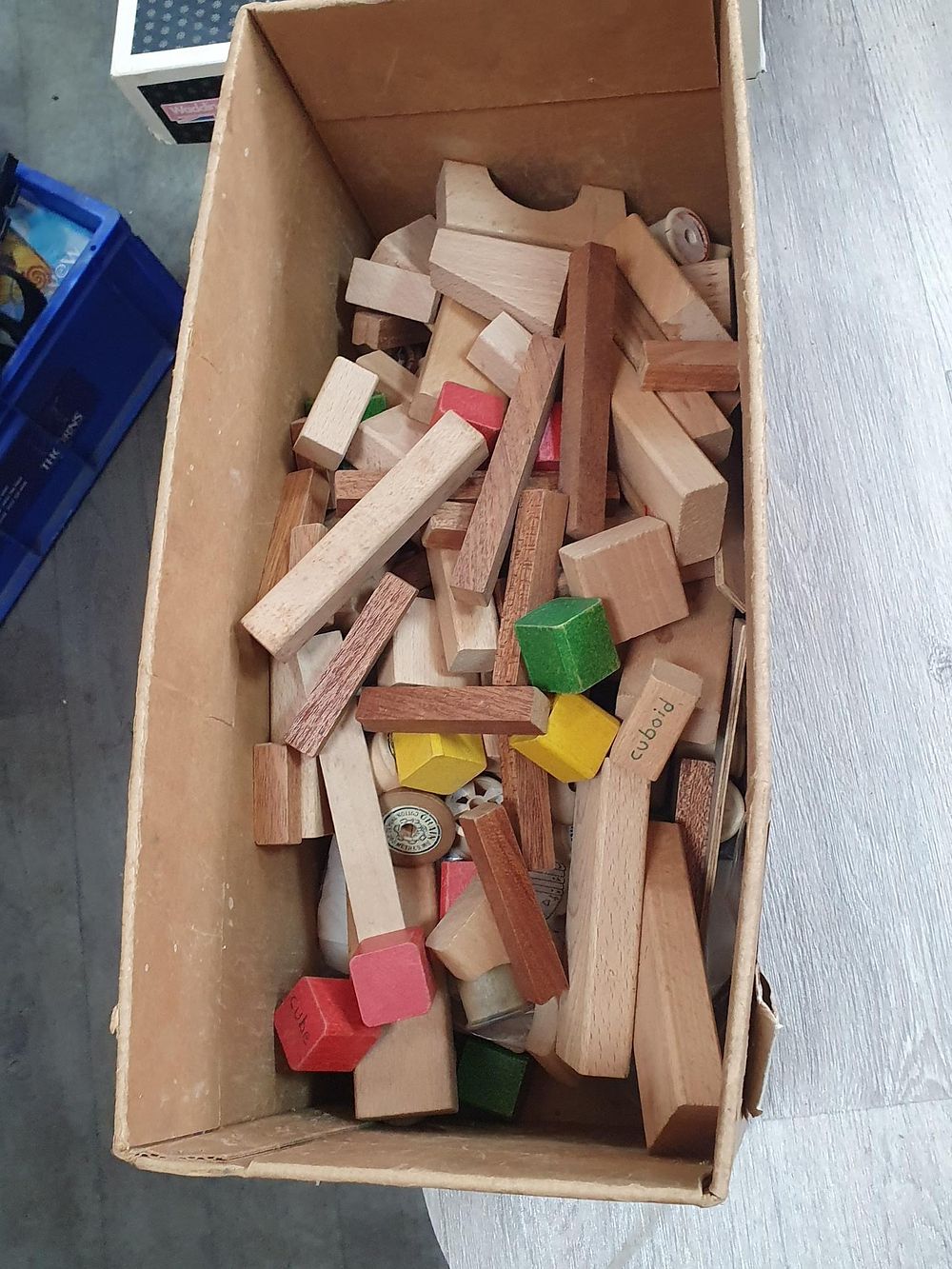 Lot 85: A Large Box Of Wooden Blocks, With Vintage Sewing Thread Spools. - Used Good Condition