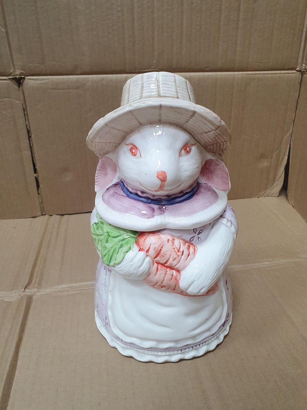 Lot 274: Otagiri Ceramic Anthropomorphic Rabbit Storage Jar