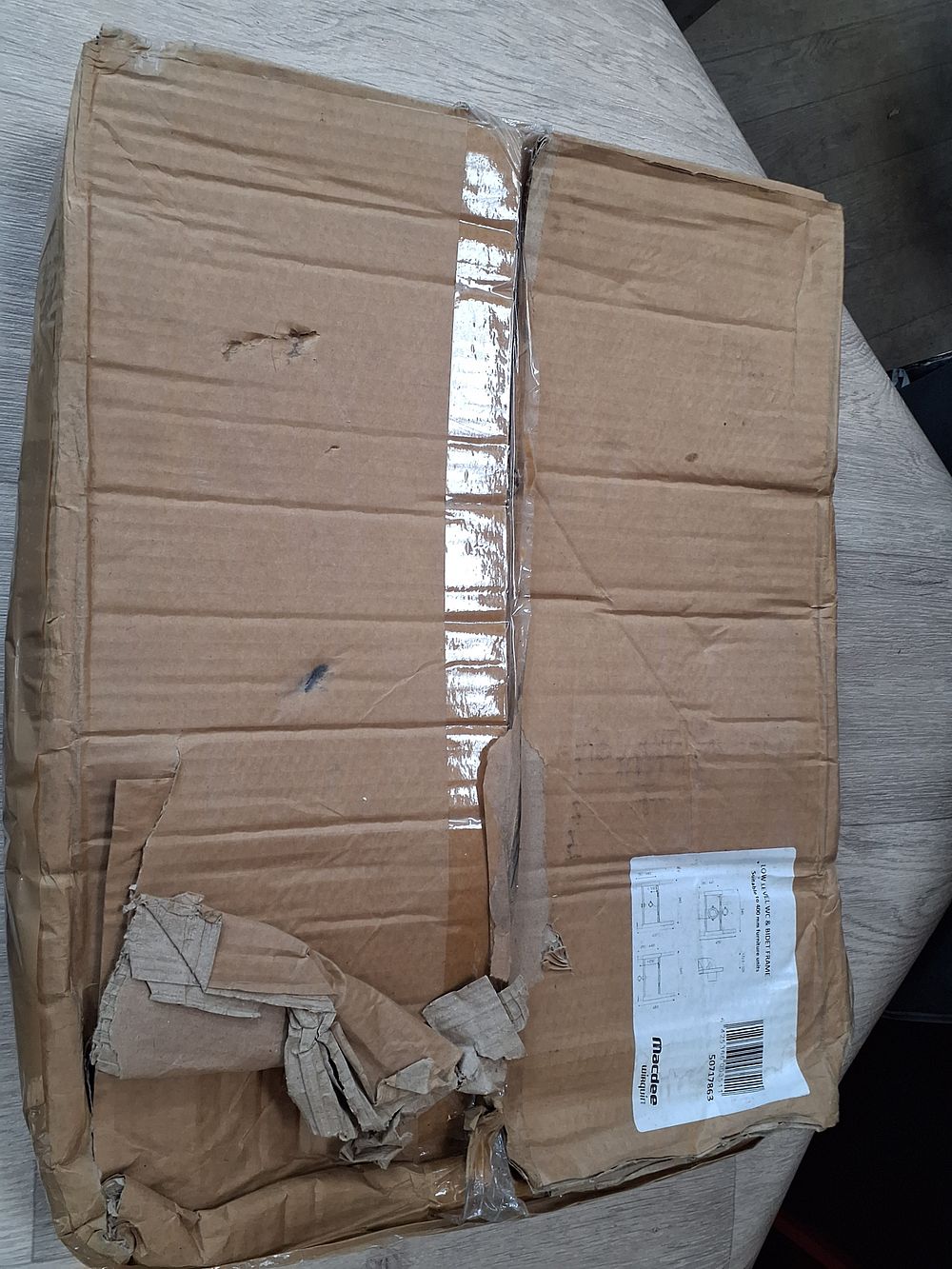Lot 181: Macdee Wirquin Low Level WC Frame - New in Box