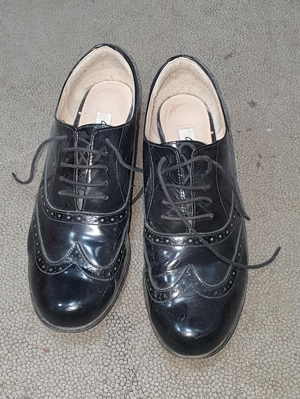 Lot 216: Clarks Bramble Oaks Black Patent Leather Brogue Shoes - Size 8 - Good Used Condition