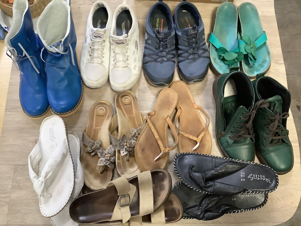 Lot 336: Mixed Collection Of Various Skechers And Heavenly Soles Footwear - All Size 8 - Good Used Condition