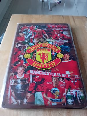 Manchester United FC Iconic Figures and Trophies Decorative Metal Wall Sign. A rectangular 
